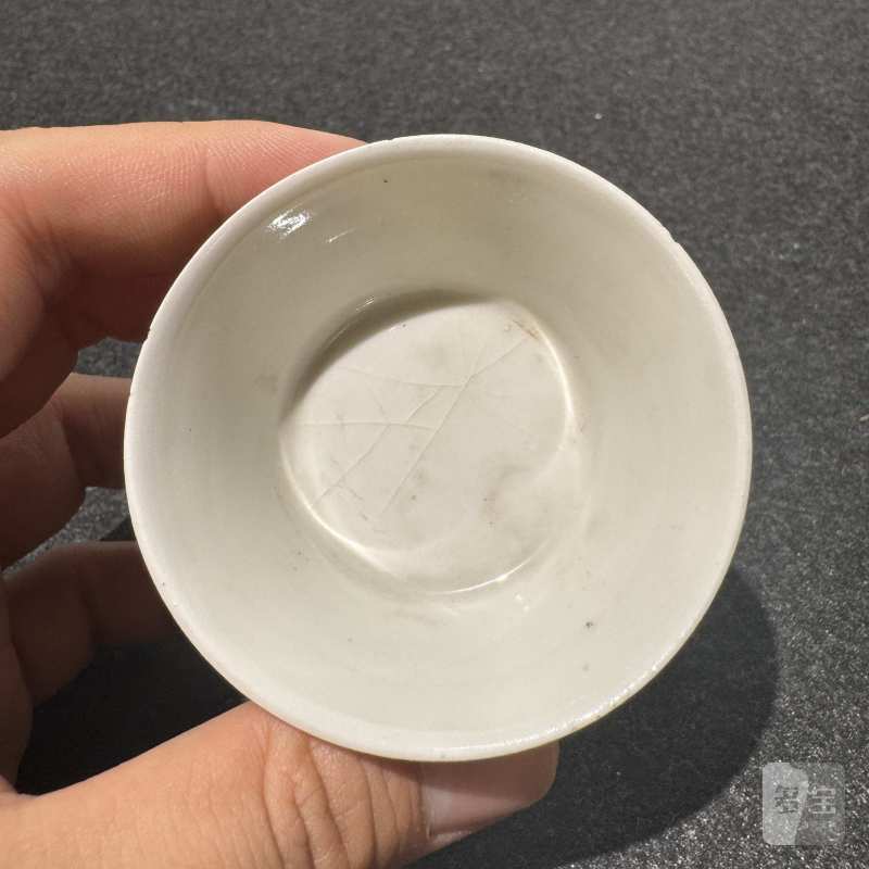 清雍正 墨彩人物故事图马蹄杯一组四件 - 图6